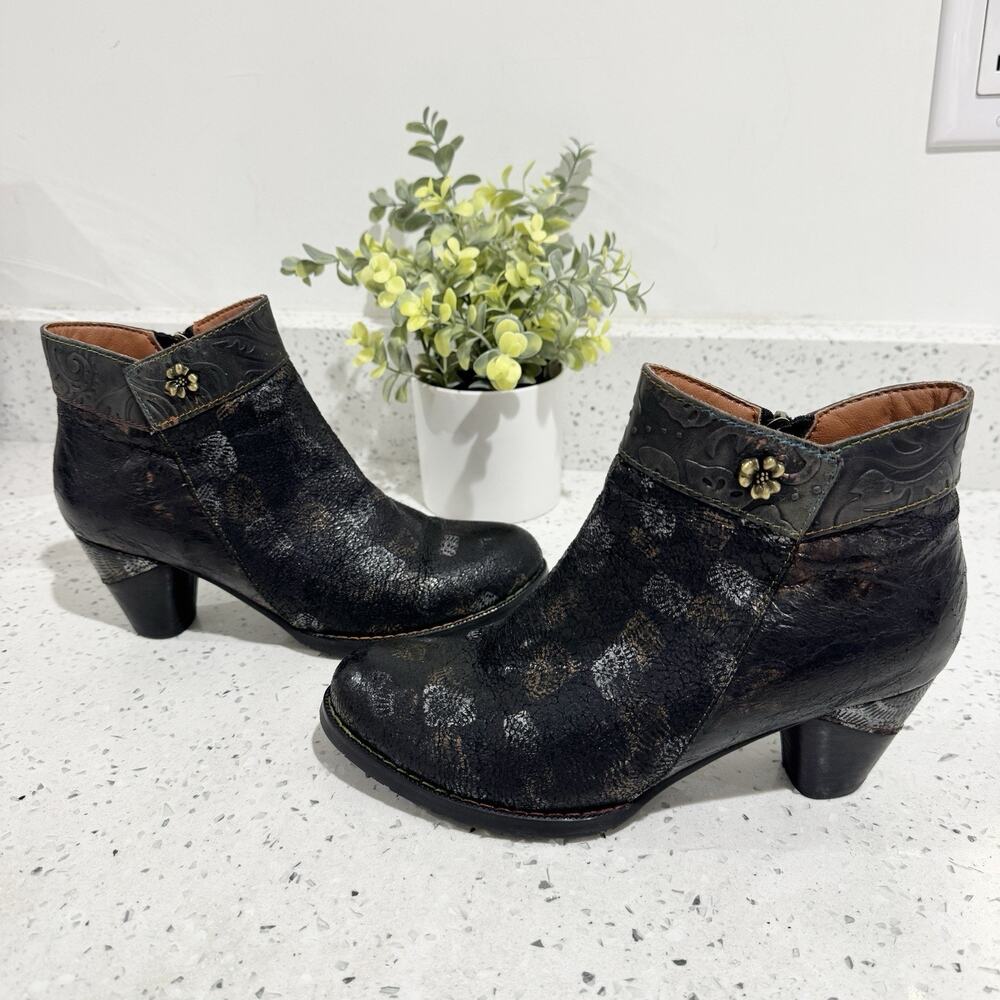 L'Artiste by Spring Step Bestlove women's leather ankle boots size 7